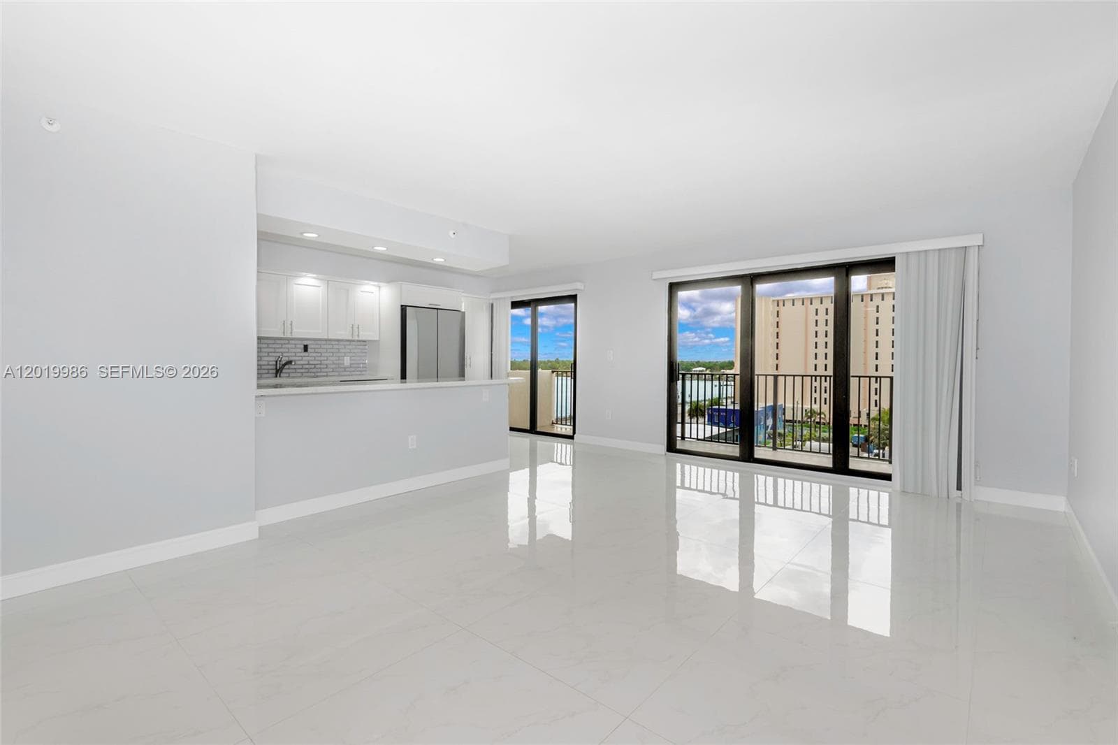 1201 Ocean Dr 610N photo 6