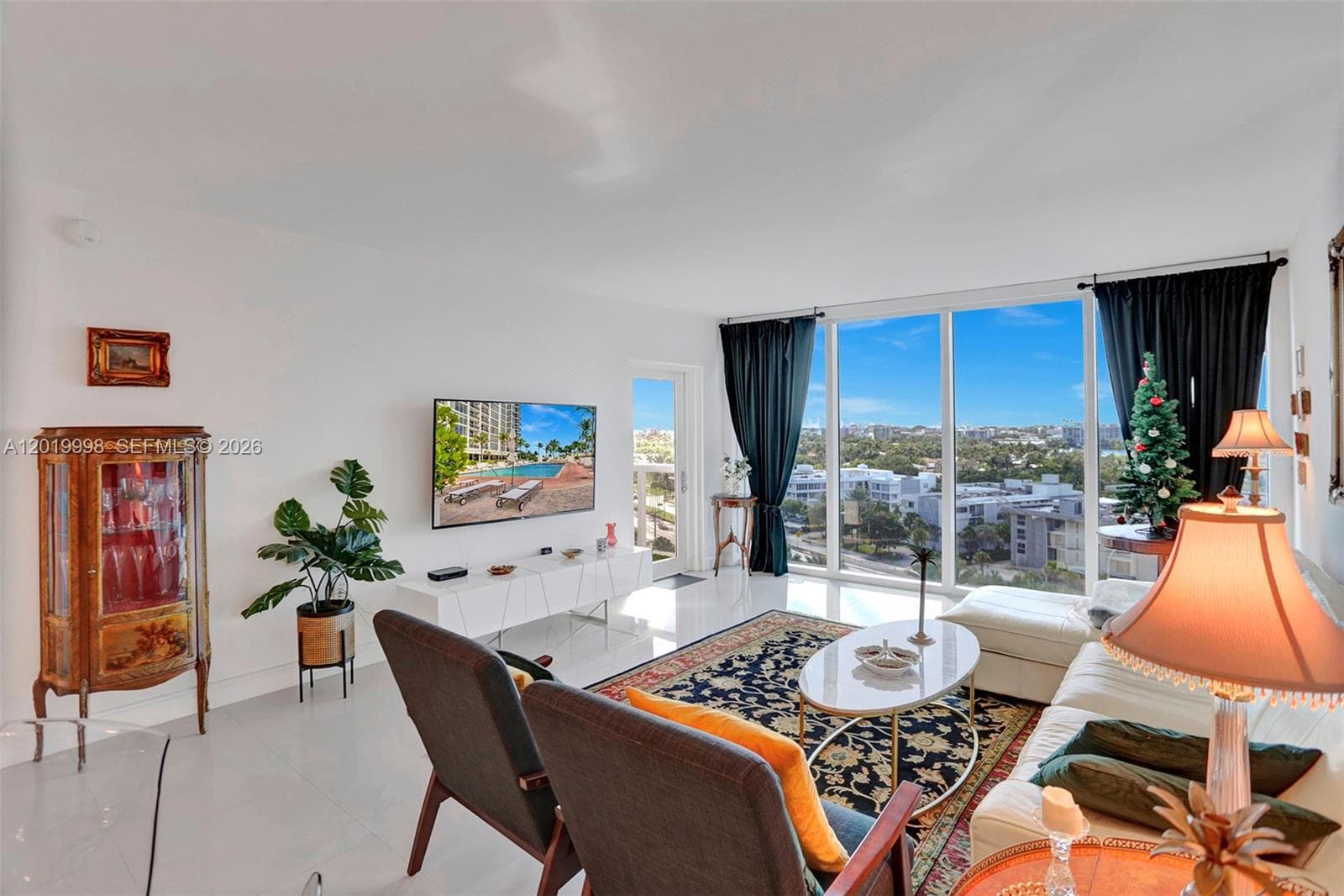 10275 Collins Ave 829 photo 17