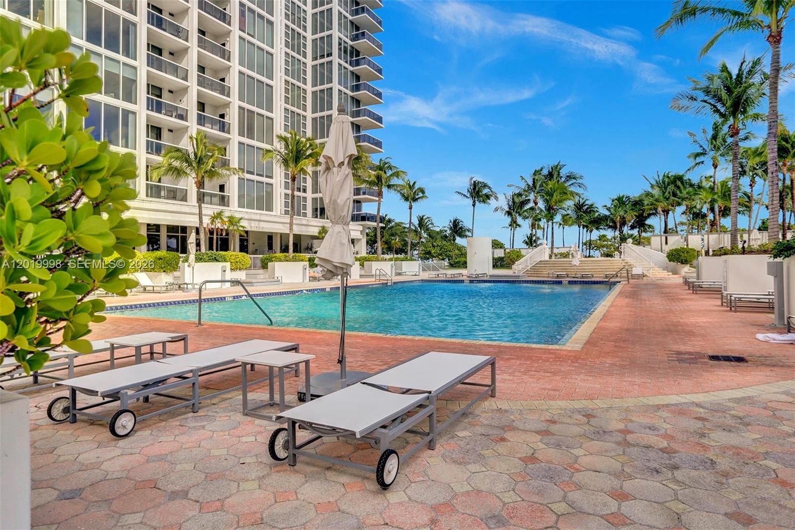 10275 Collins Ave 829 photo 12