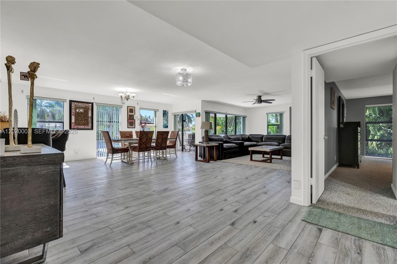 76 Isle Of Venice Dr C photo 3