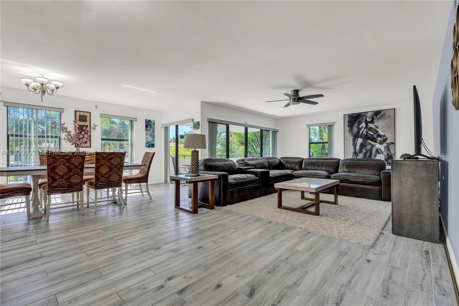 76 Isle Of Venice Dr C photo 4