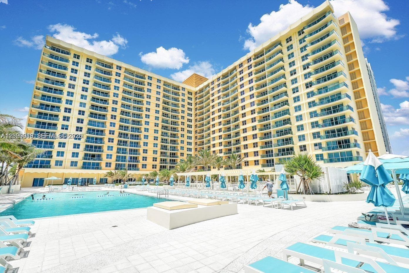 2501 Ocean Dr 433 photo 22