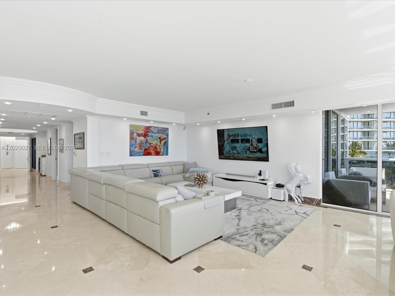 18911 Collins Ave 601 photo 9
