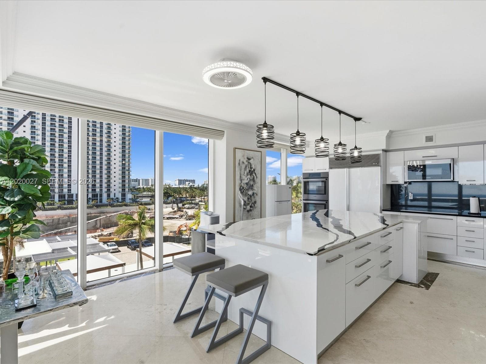 18911 Collins Ave 601 photo 10