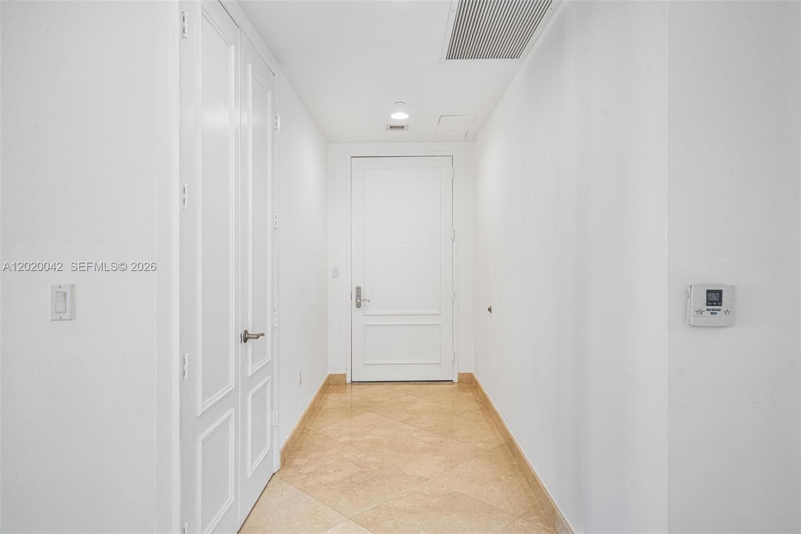 16001 Collins Ave 1505 photo 2