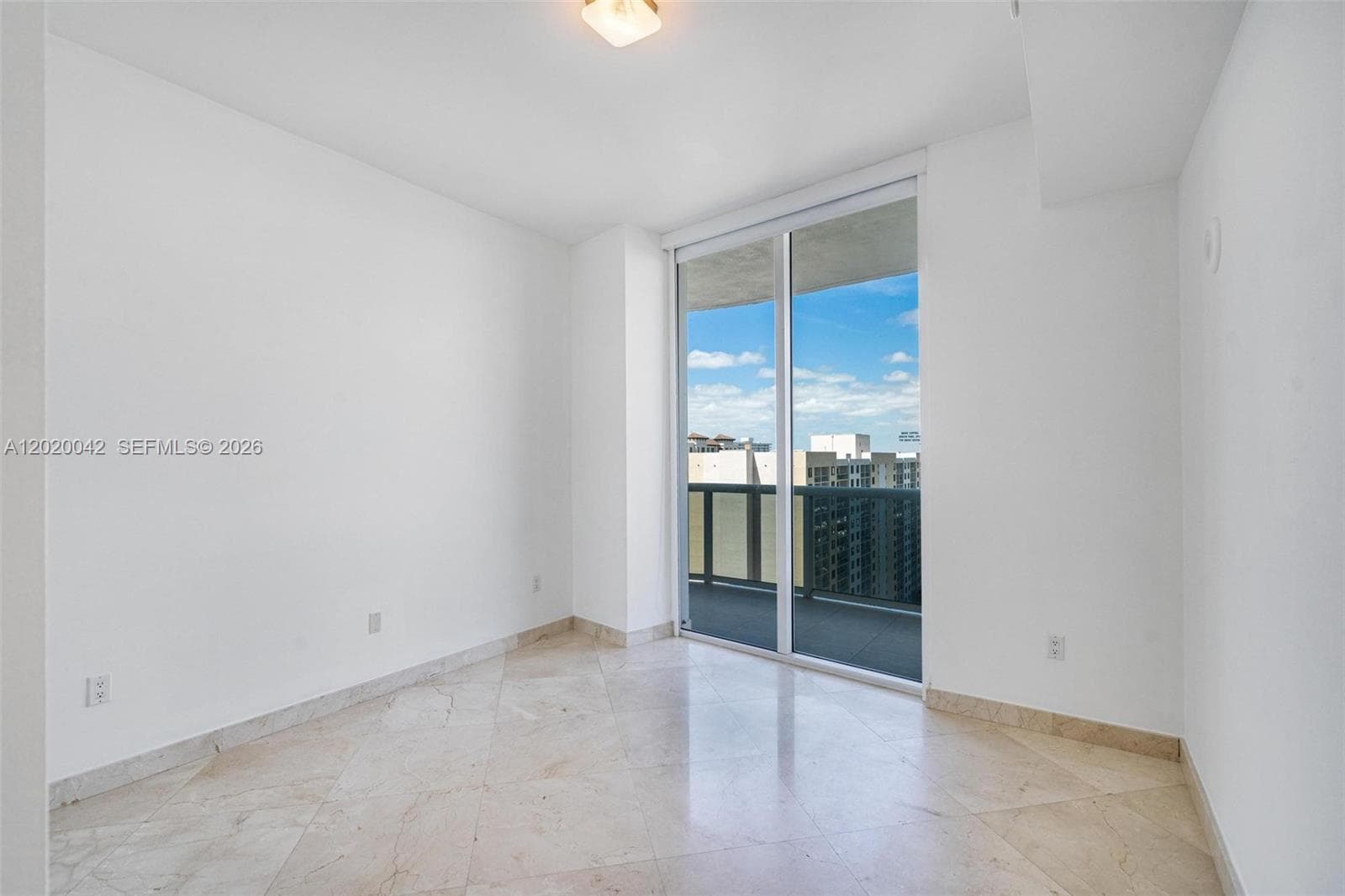 16001 Collins Ave 1505 photo 13