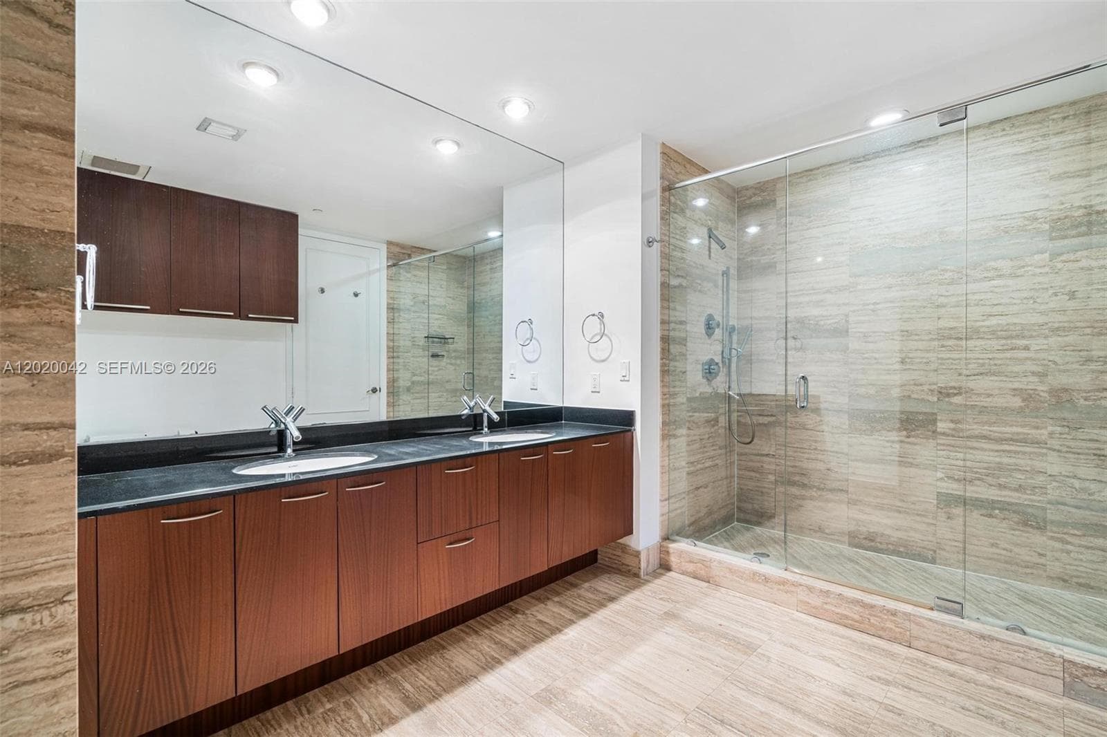 16001 Collins Ave 1505 photo 16