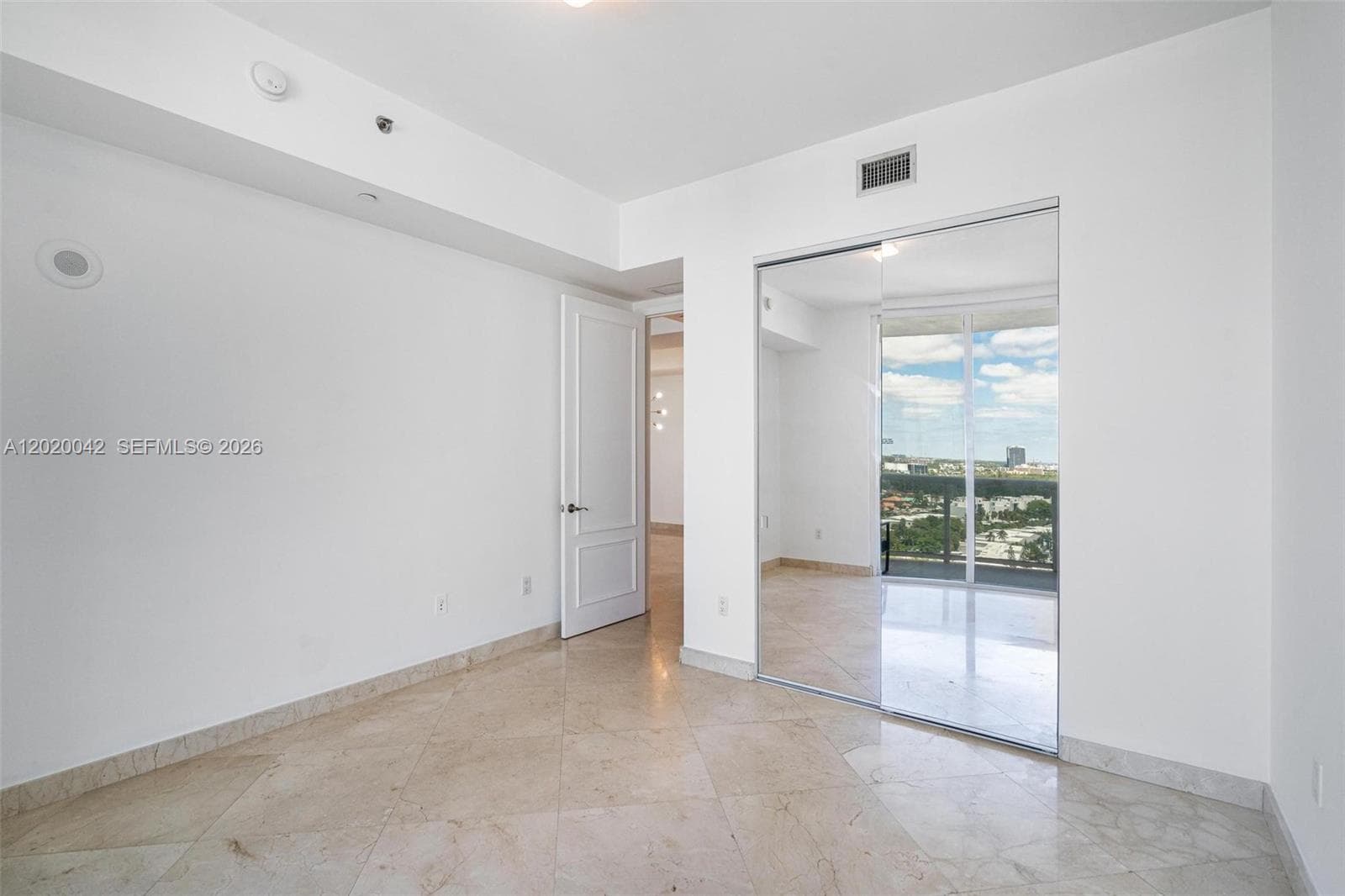 16001 Collins Ave 1505 photo 14