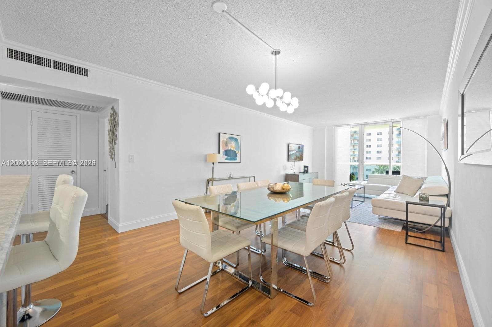 19380 Collins Ave 609 photo 6