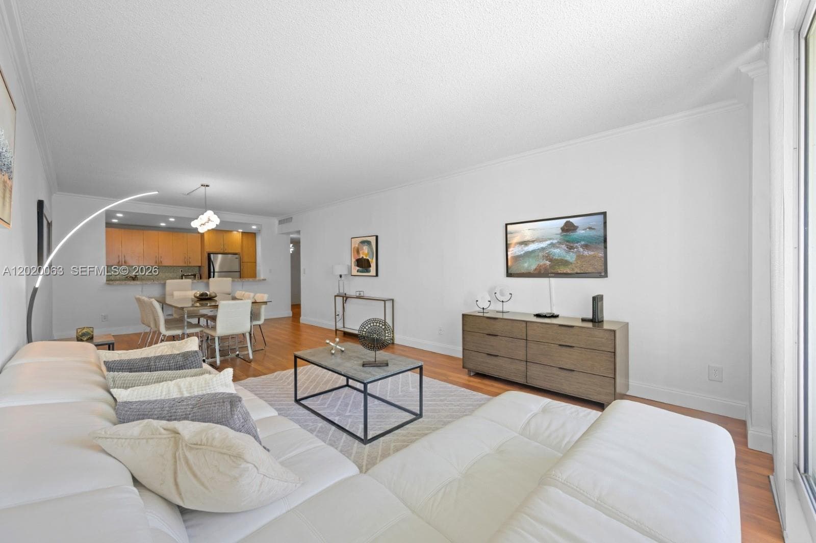 19380 Collins Ave 609 photo 5