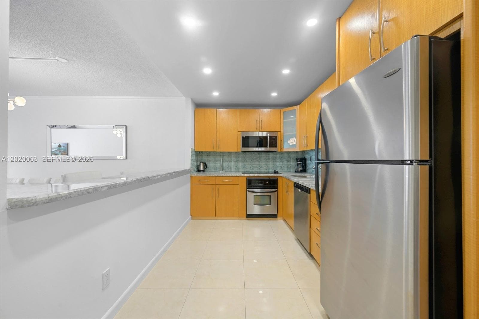 19380 Collins Ave 609 photo 10