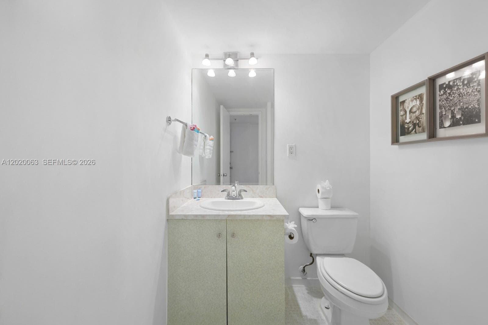19380 Collins Ave 609 photo 15