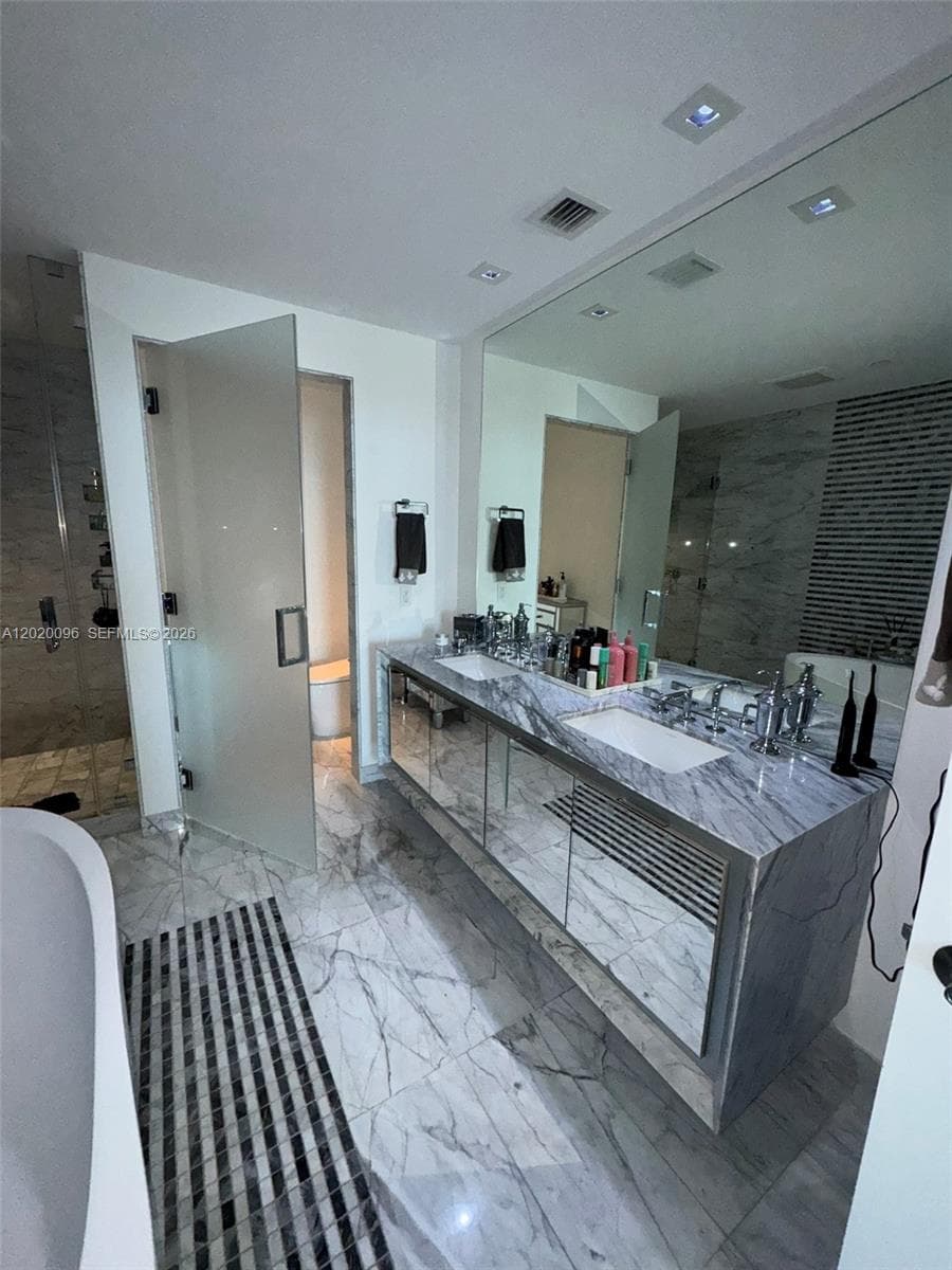 788 23rd St 1202 photo 22