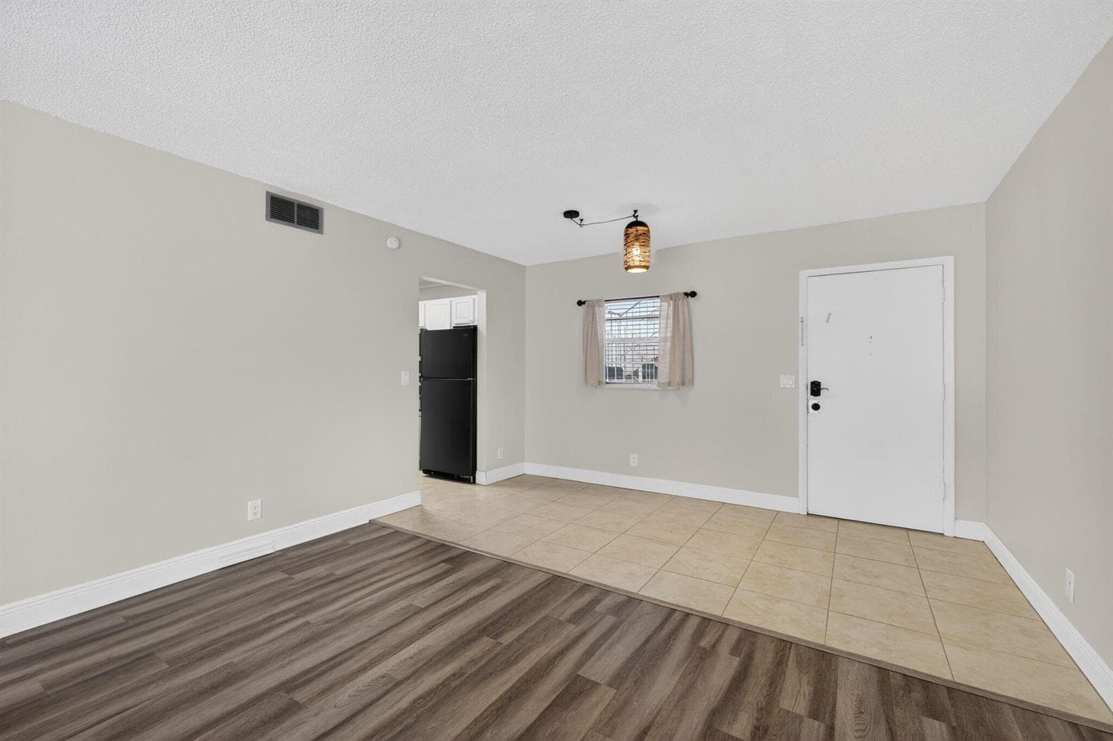 725 Hummingbird Way 109 photo 6