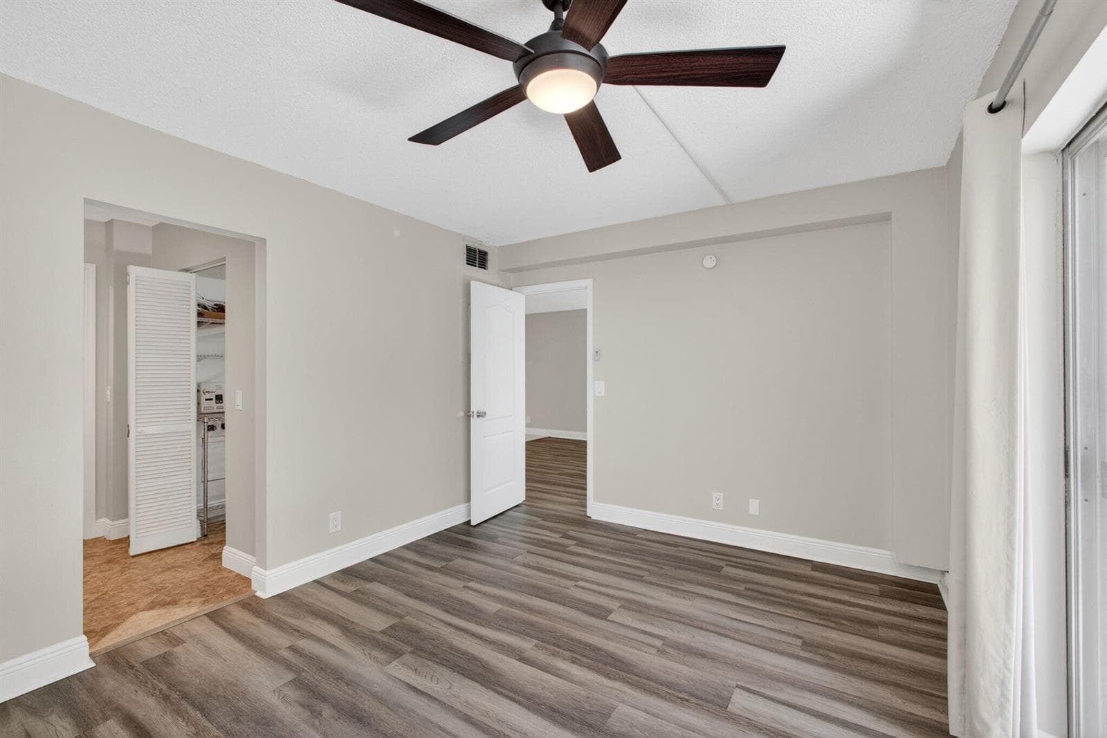 725 Hummingbird Way 109 photo 17