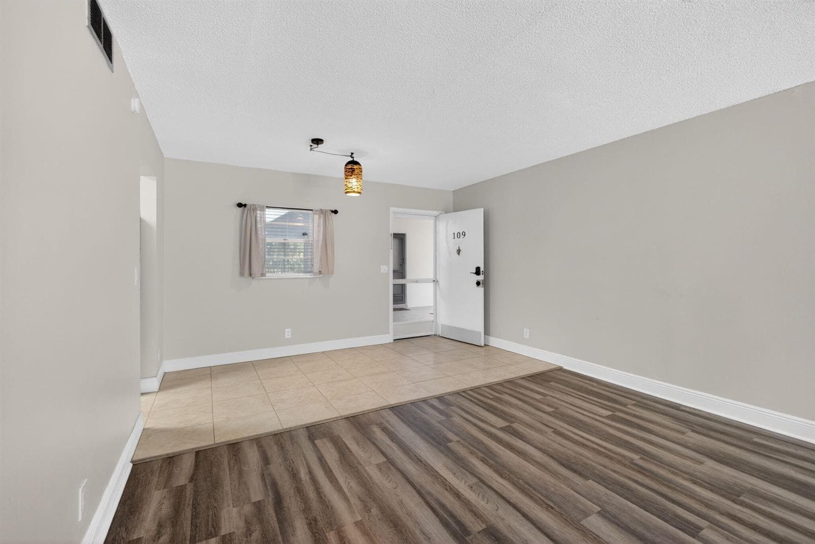 725 Hummingbird Way 109 photo 5