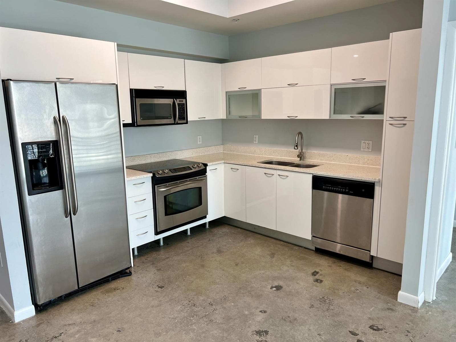 133 NE 2nd Avenue 1006 photo 1