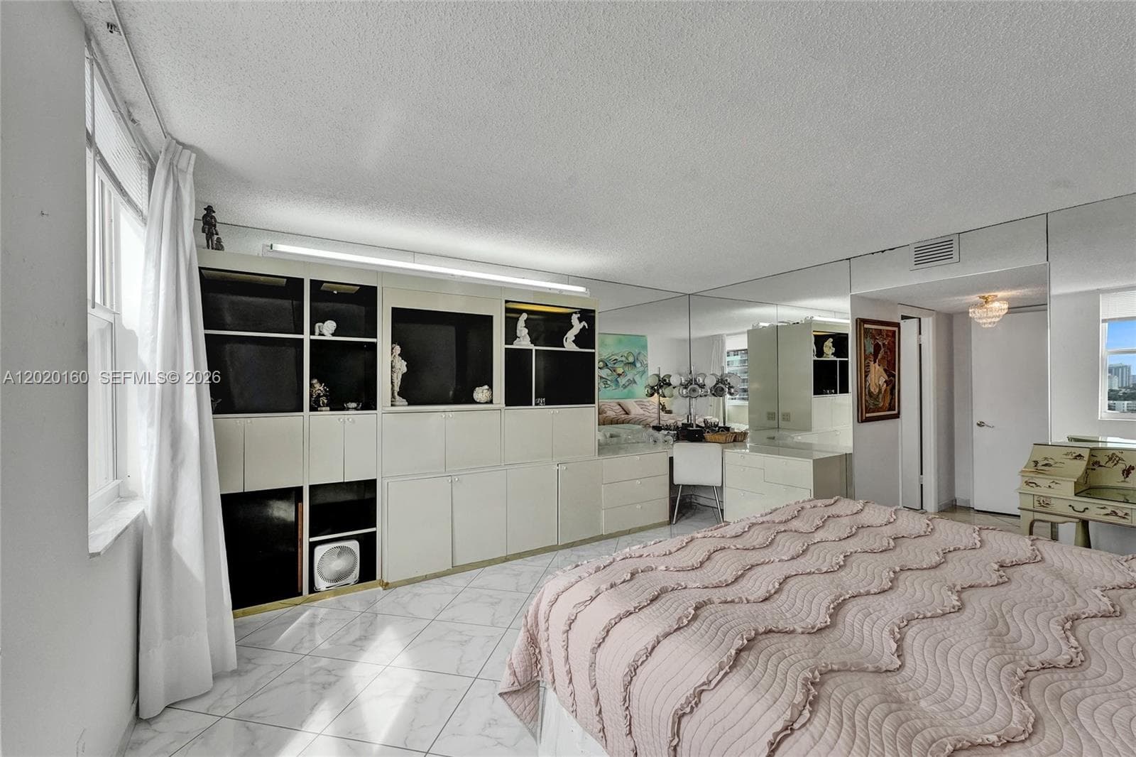 1920 Ocean Dr 16B photo 22