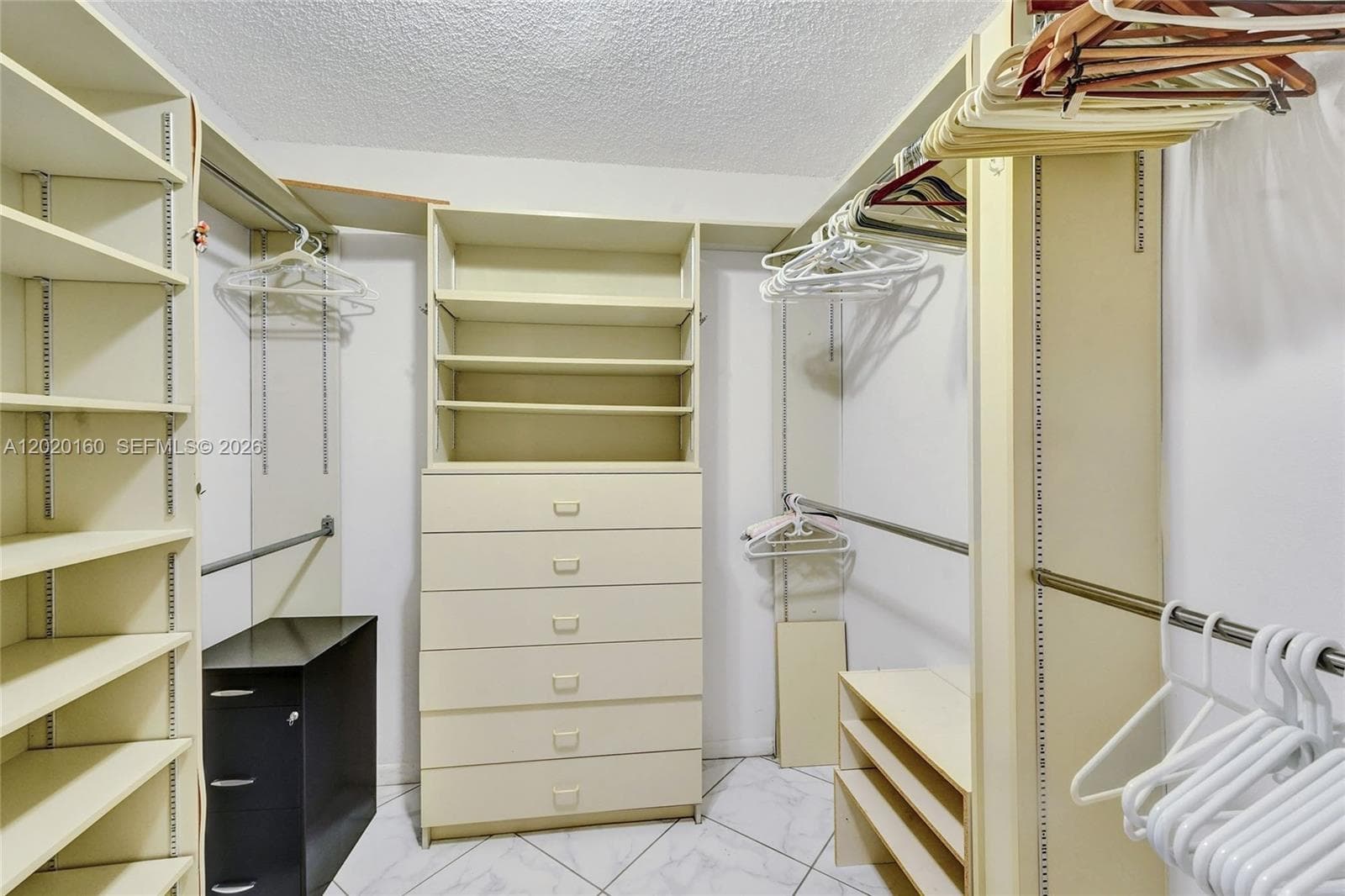 1920 Ocean Dr 16B photo 25