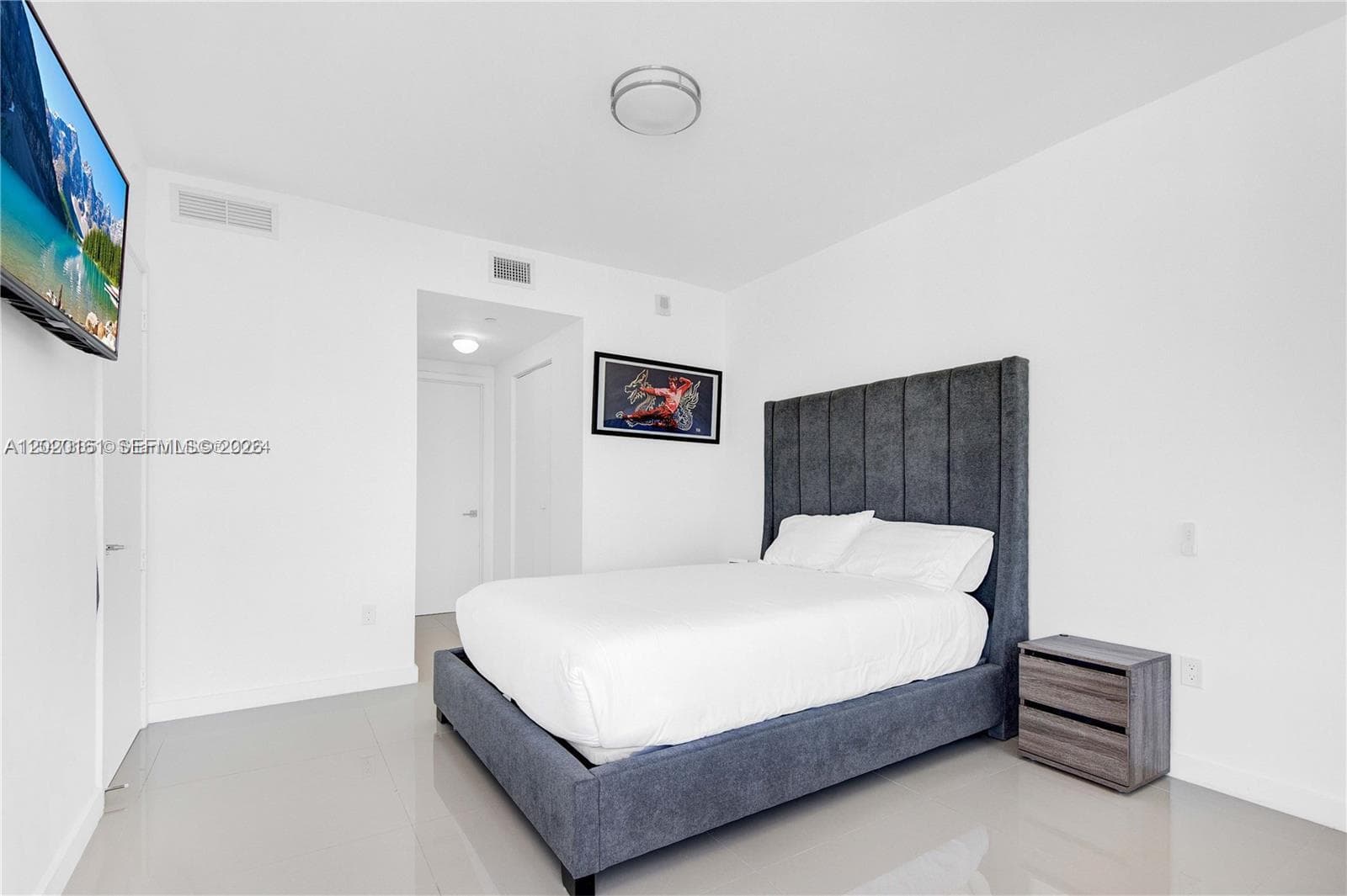 488 18th St 5001 photo 20