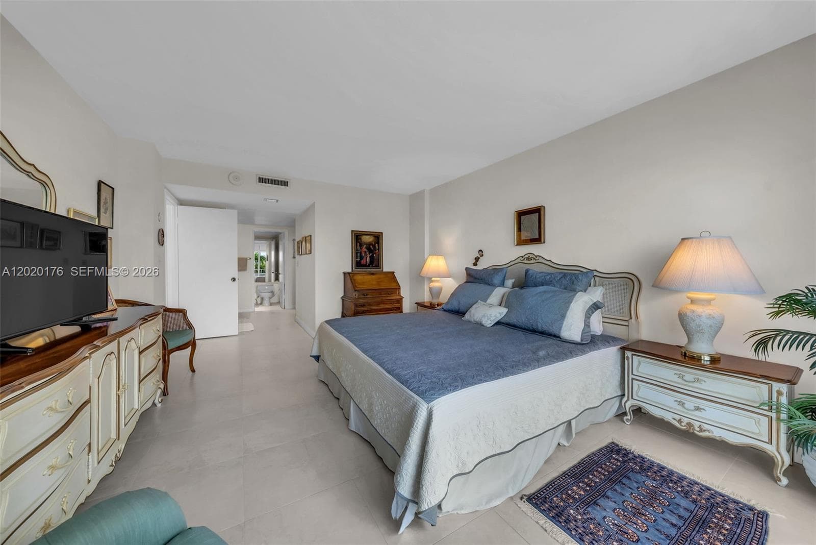 199 Ocean Lane Dr 512 photo 15