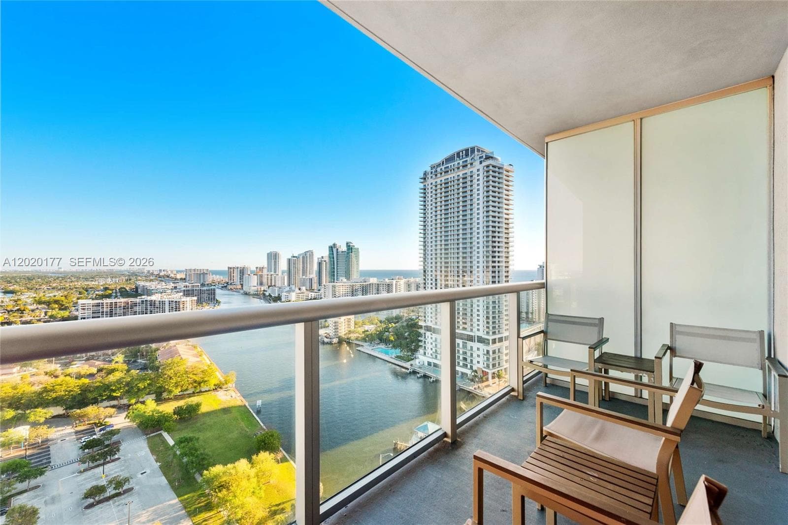 2602 Hallandale Beach Blvd R2604 photo 24