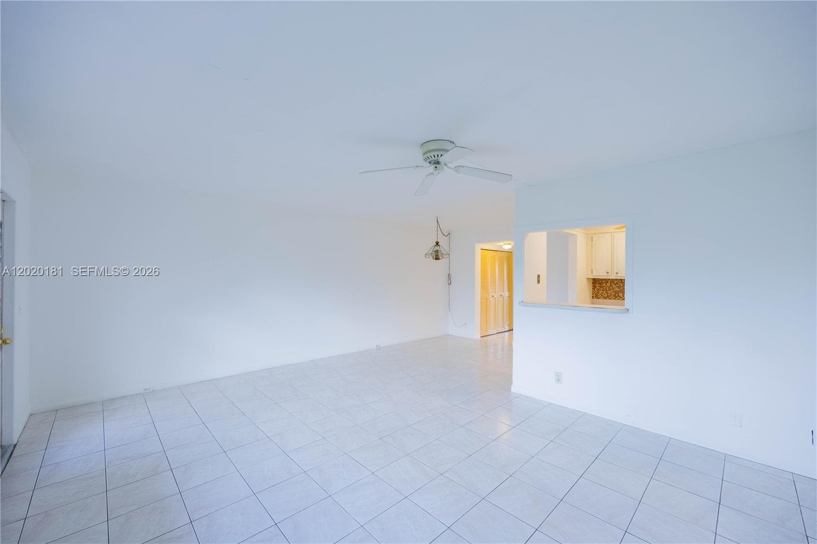 303 Preston H 303 photo 6