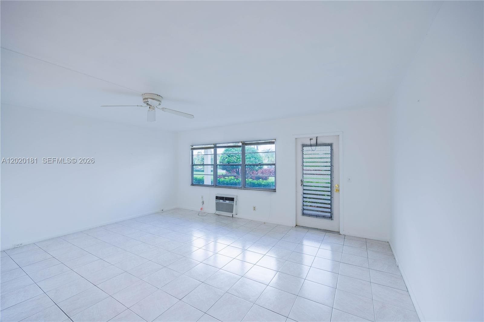 303 Preston H 303 photo 7