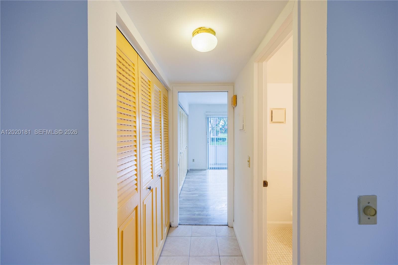 303 Preston H 303 photo 14