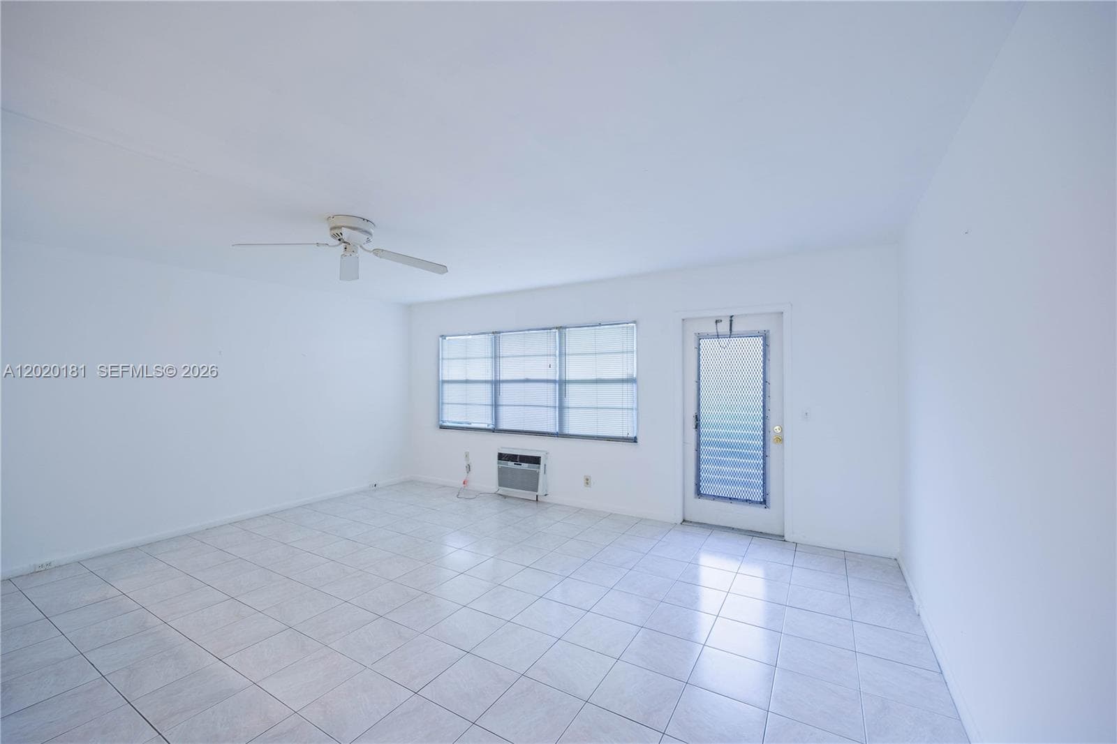 303 Preston H 303 photo 8