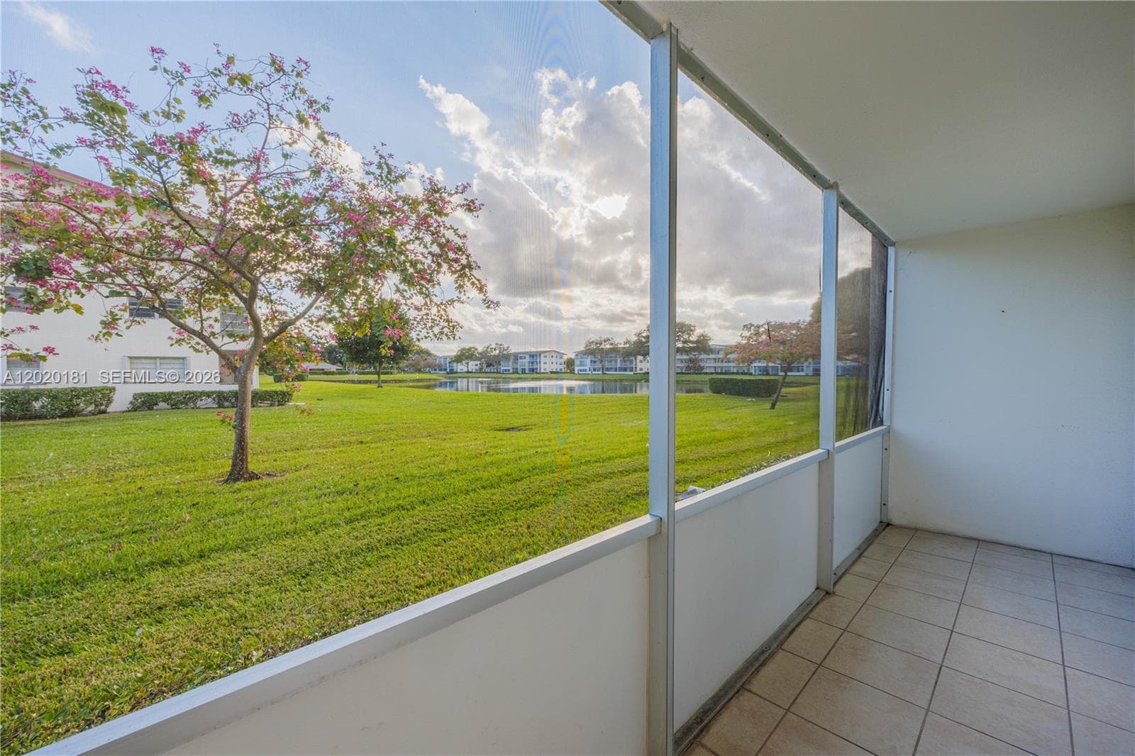 303 Preston H 303 photo 25