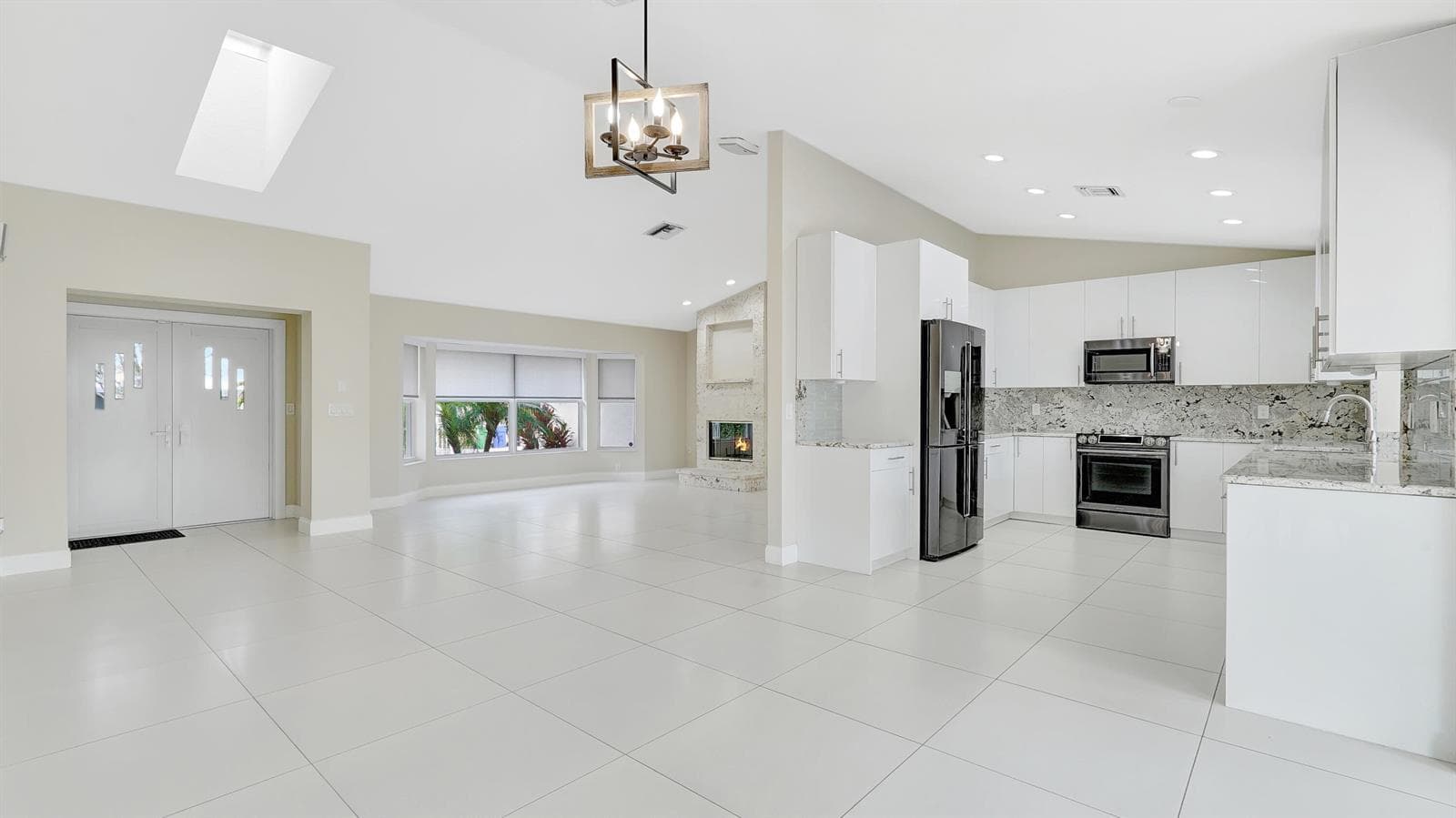 1412 NE 53rd Court photo 16
