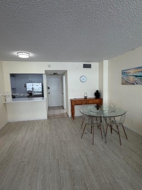 3725 Ocean Dr 615 photo 12