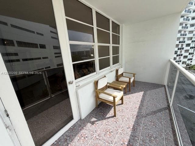 3725 Ocean Dr 615 photo 4
