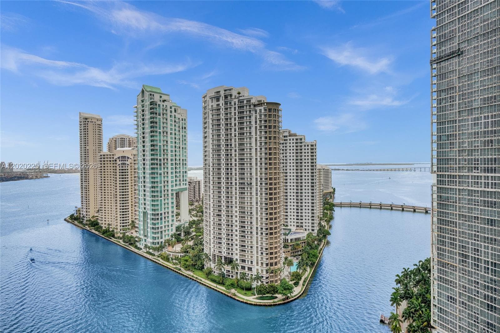 300 Biscayne Boulevard Way 2305W photo 2