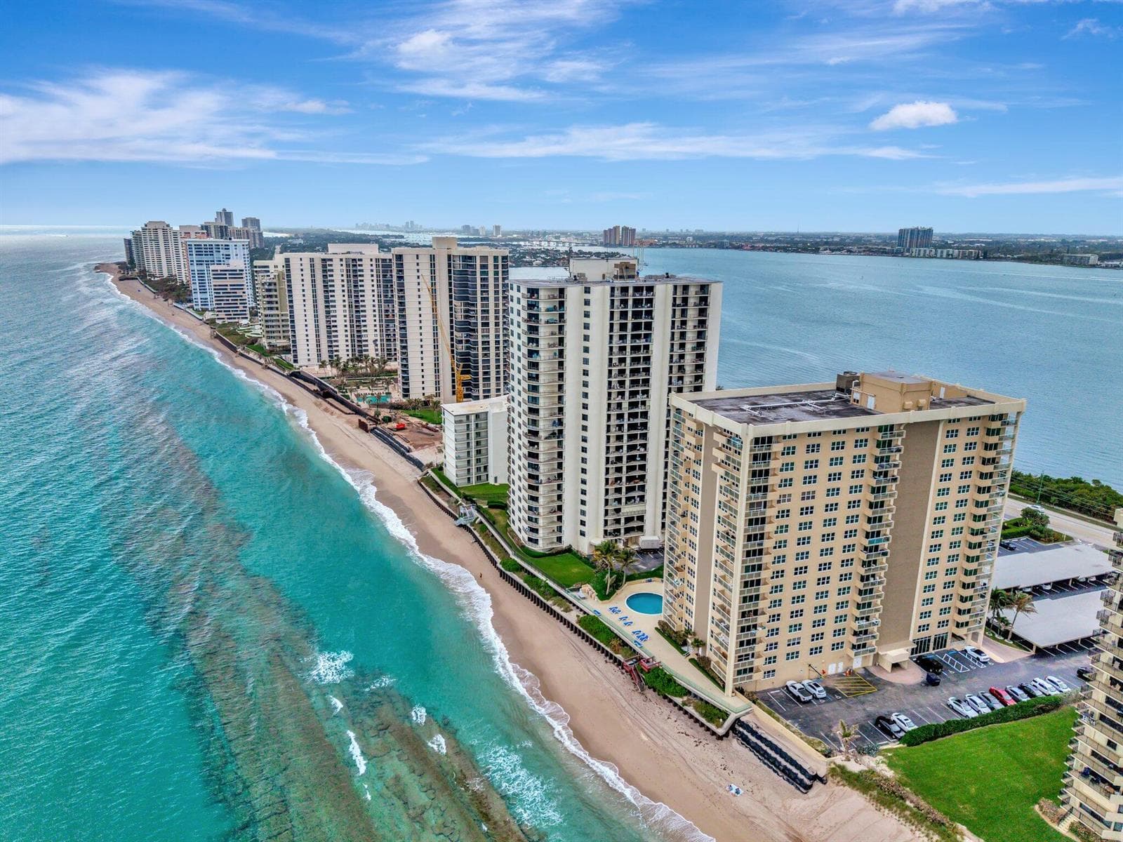 5440 N Ocean Drive 705 photo 24