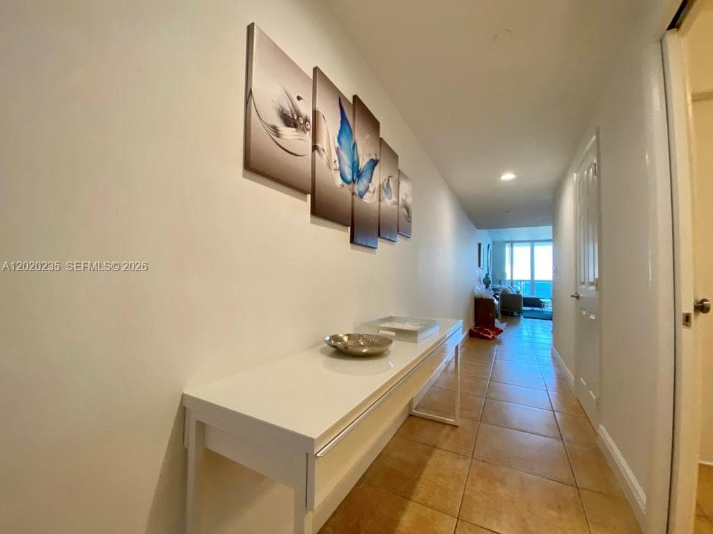 1830 S Ocean Dr 4810 photo 22
