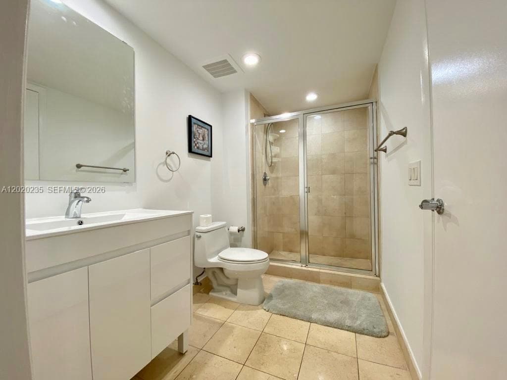 1830 S Ocean Dr 4810 photo 24