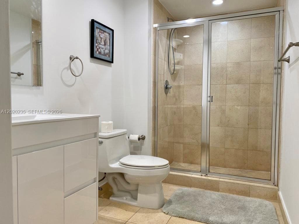 1830 S Ocean Dr 4810 photo 18