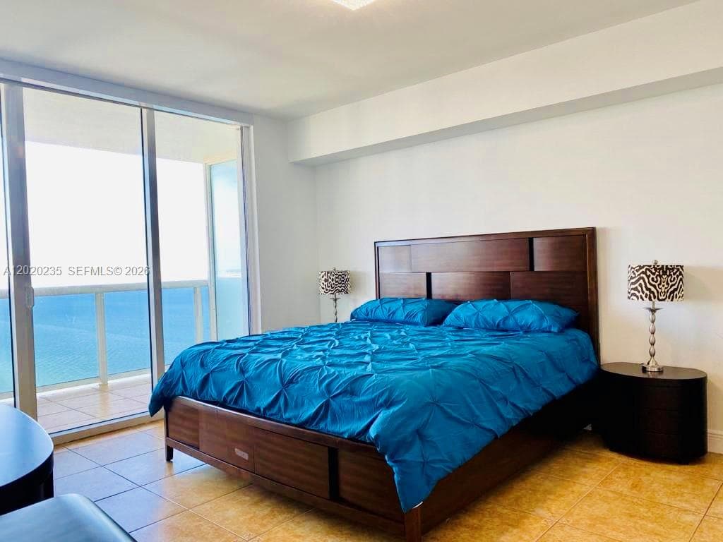 1830 S Ocean Dr 4810 photo 11