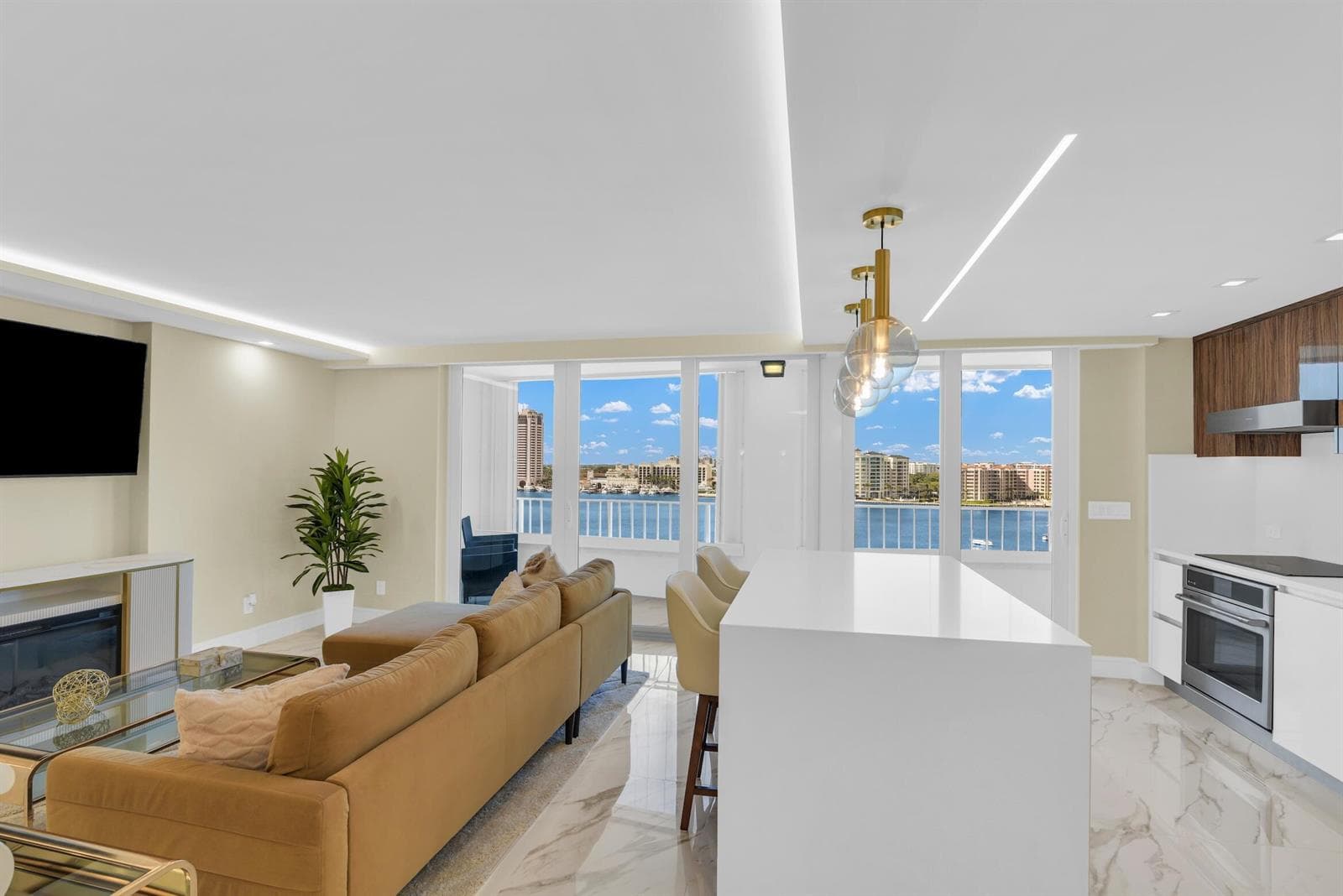 550 S Ocean Boulevard 1009 photo 4
