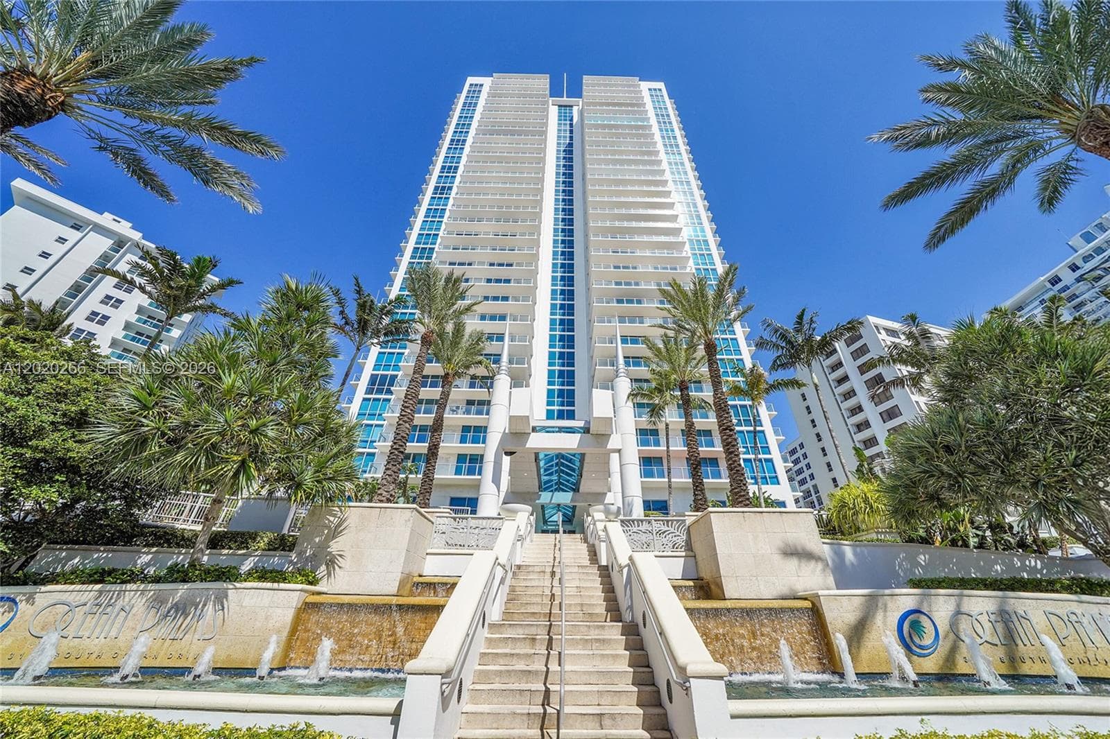 3101 S Ocean Dr 701 photo 2
