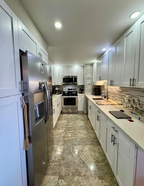 5600 N Flagler Drive 1204 photo 3