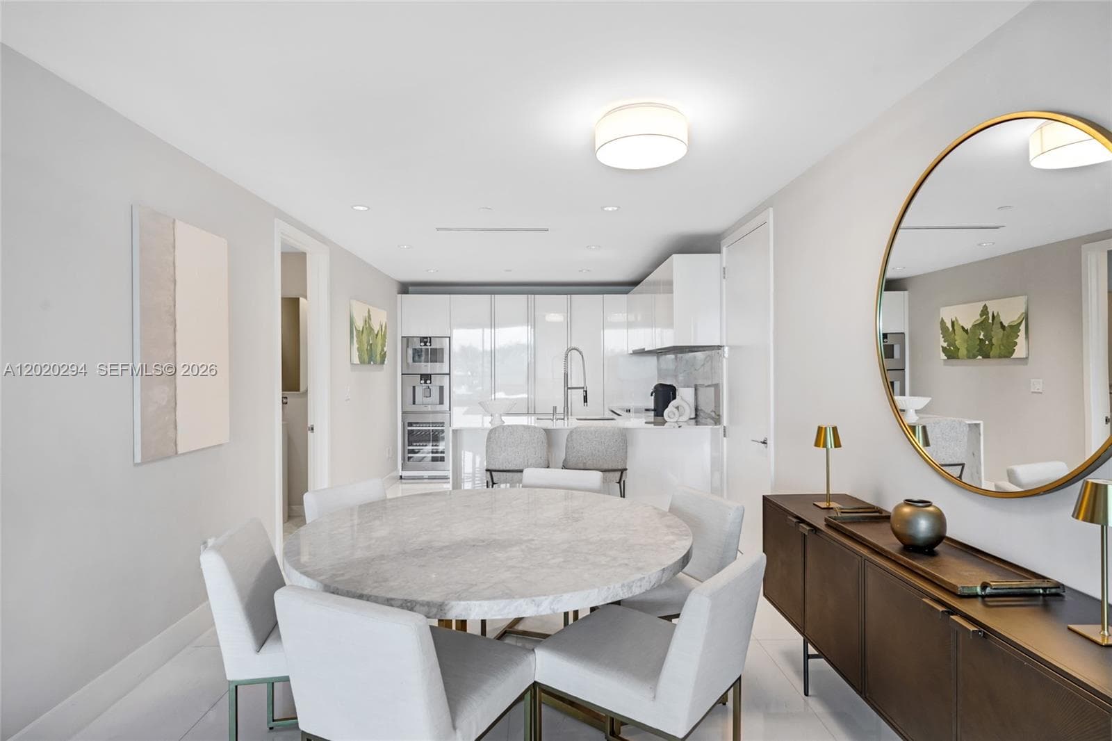 10201 Collins Ave 305 photo 3