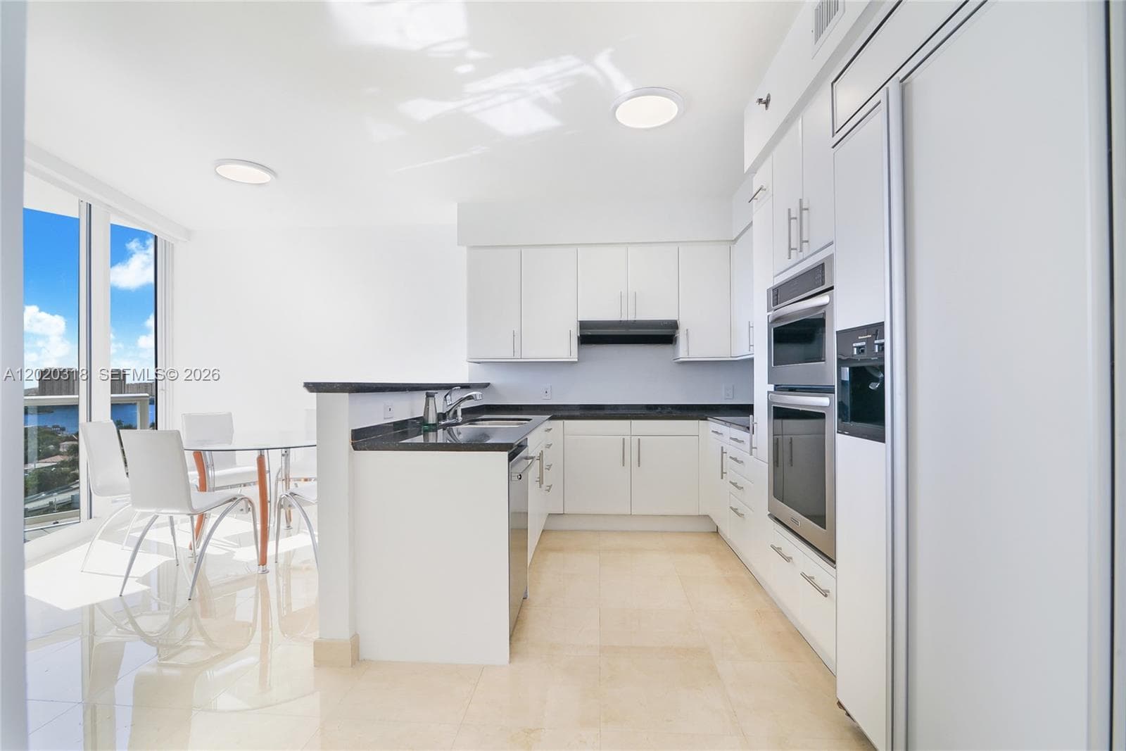 19333 Collins Ave 1907 photo 11