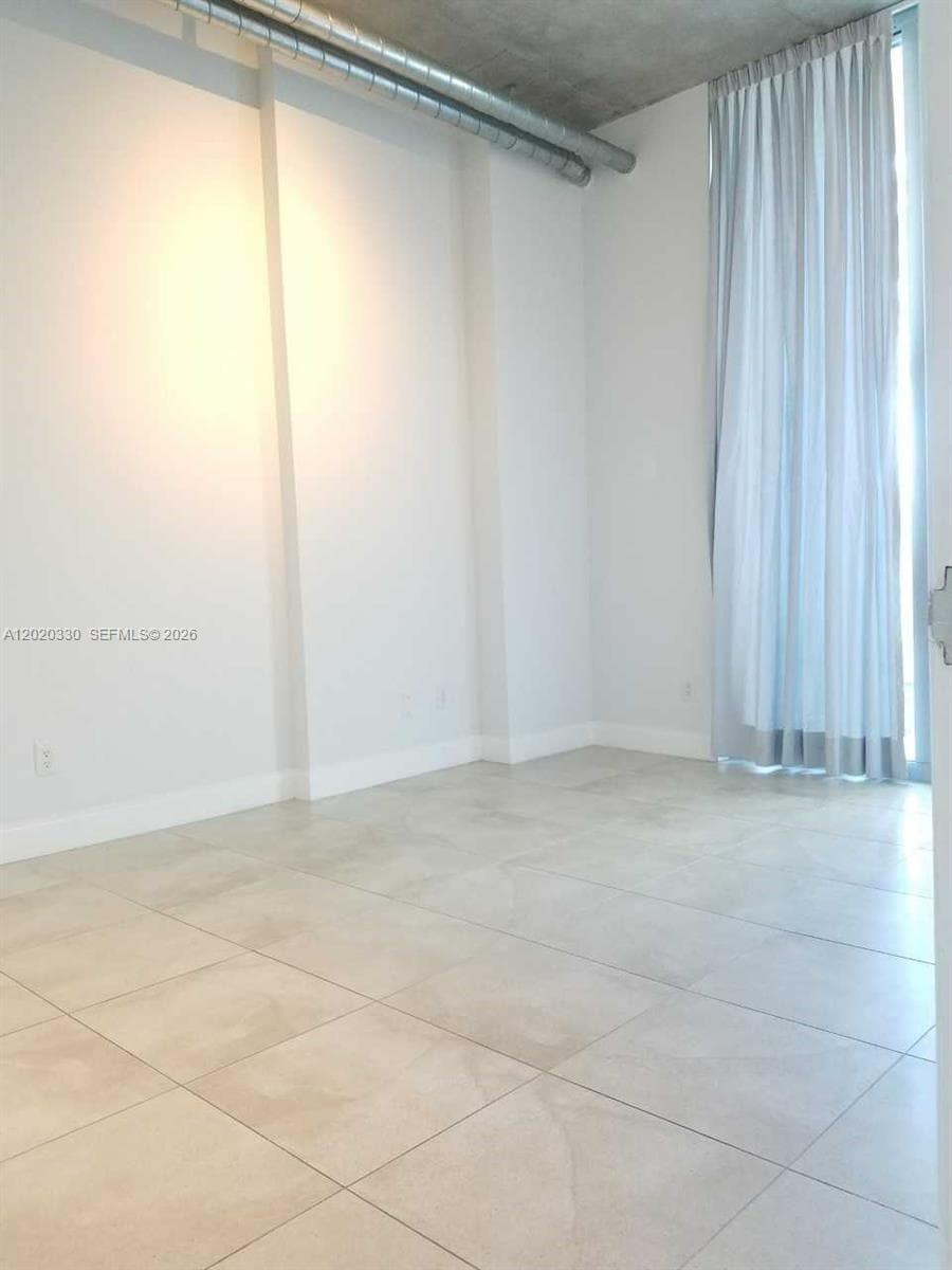 3029 NE 188th St 323 photo 13