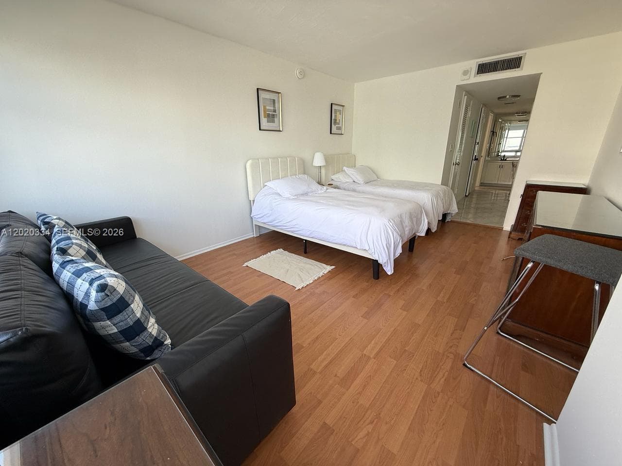 6039 Collins Ave 1236 photo 10