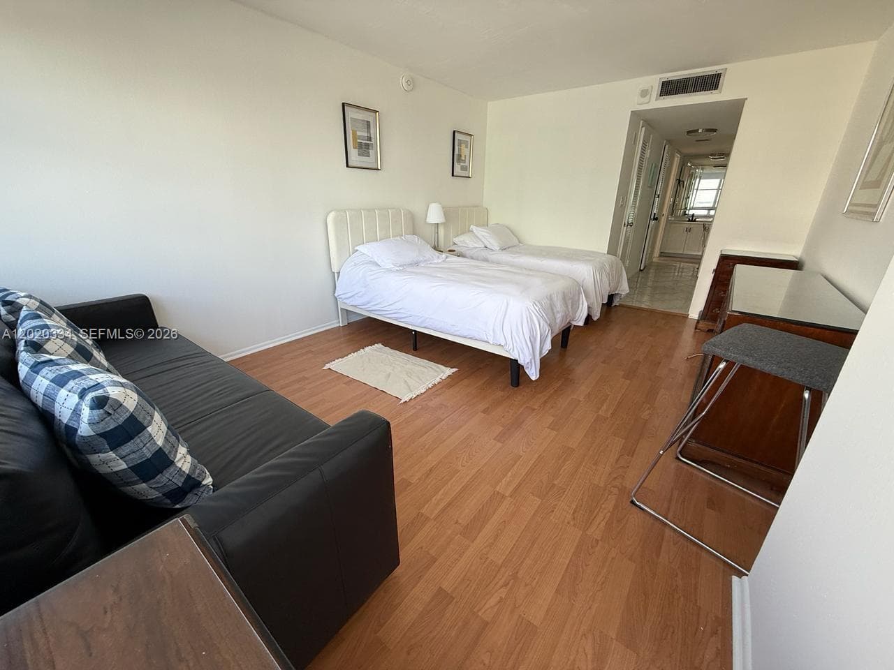 6039 Collins Ave 1236 photo 11