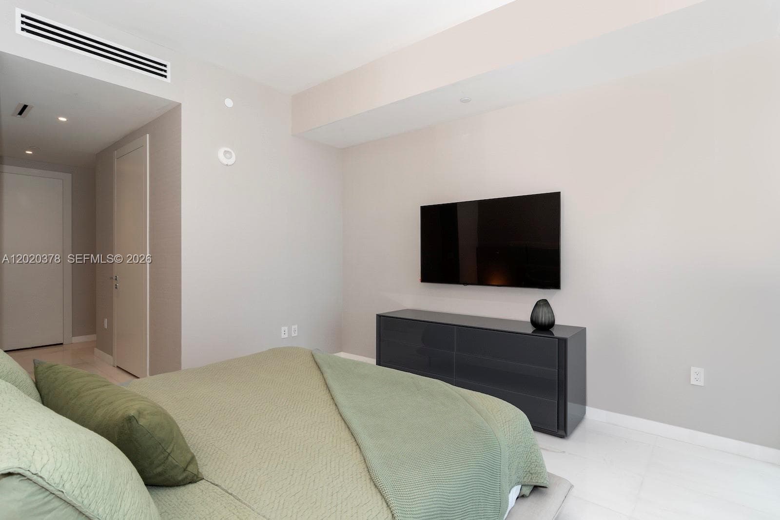 300 Biscayne Boulevard Way 802E photo 23