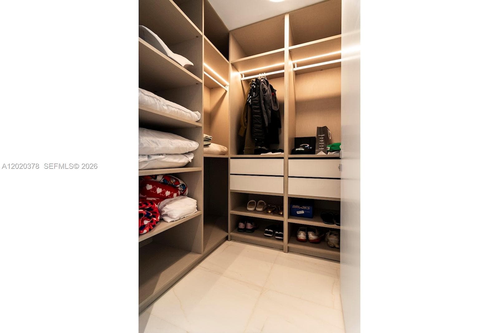 300 Biscayne Boulevard Way 802E photo 24